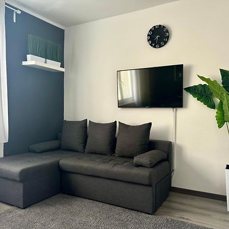 City Apartment Sturovo Exterior foto